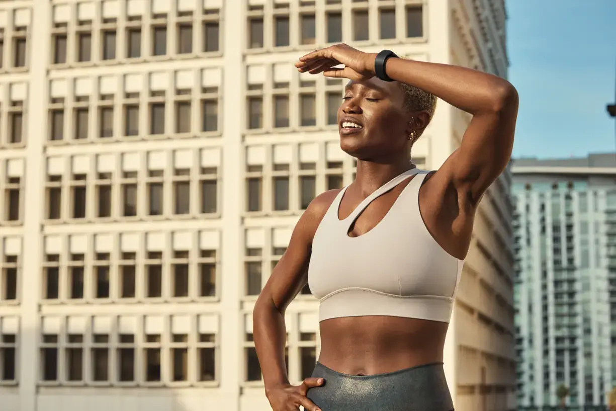 Fitbit - Charge 6 Advanced Fitness & Health Tracker - Obsidian